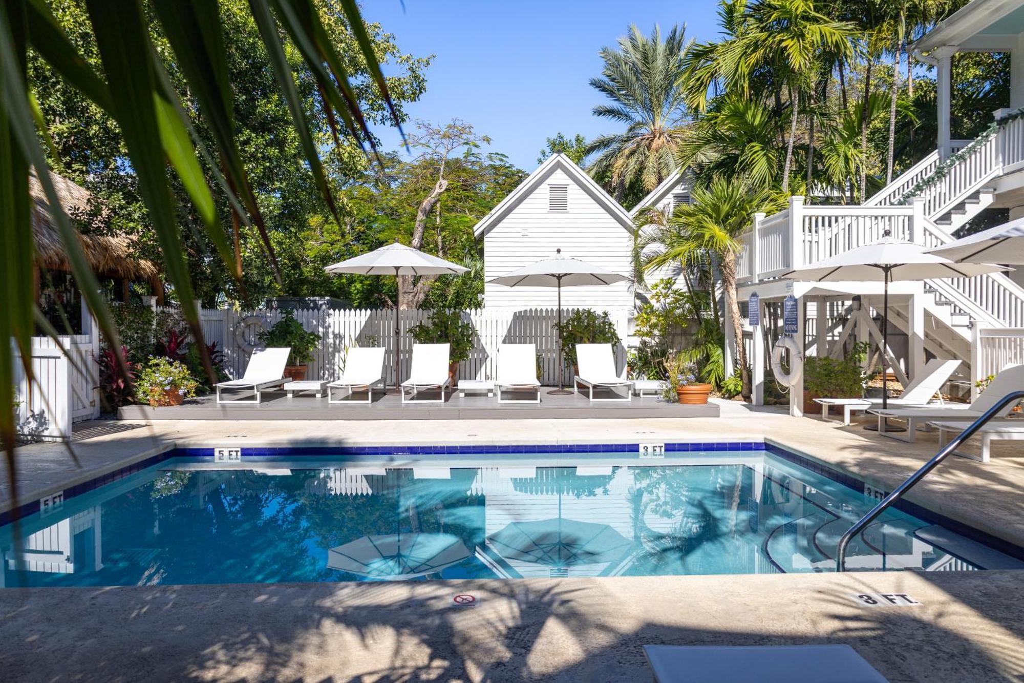 The Key West Hotel Exterior photo